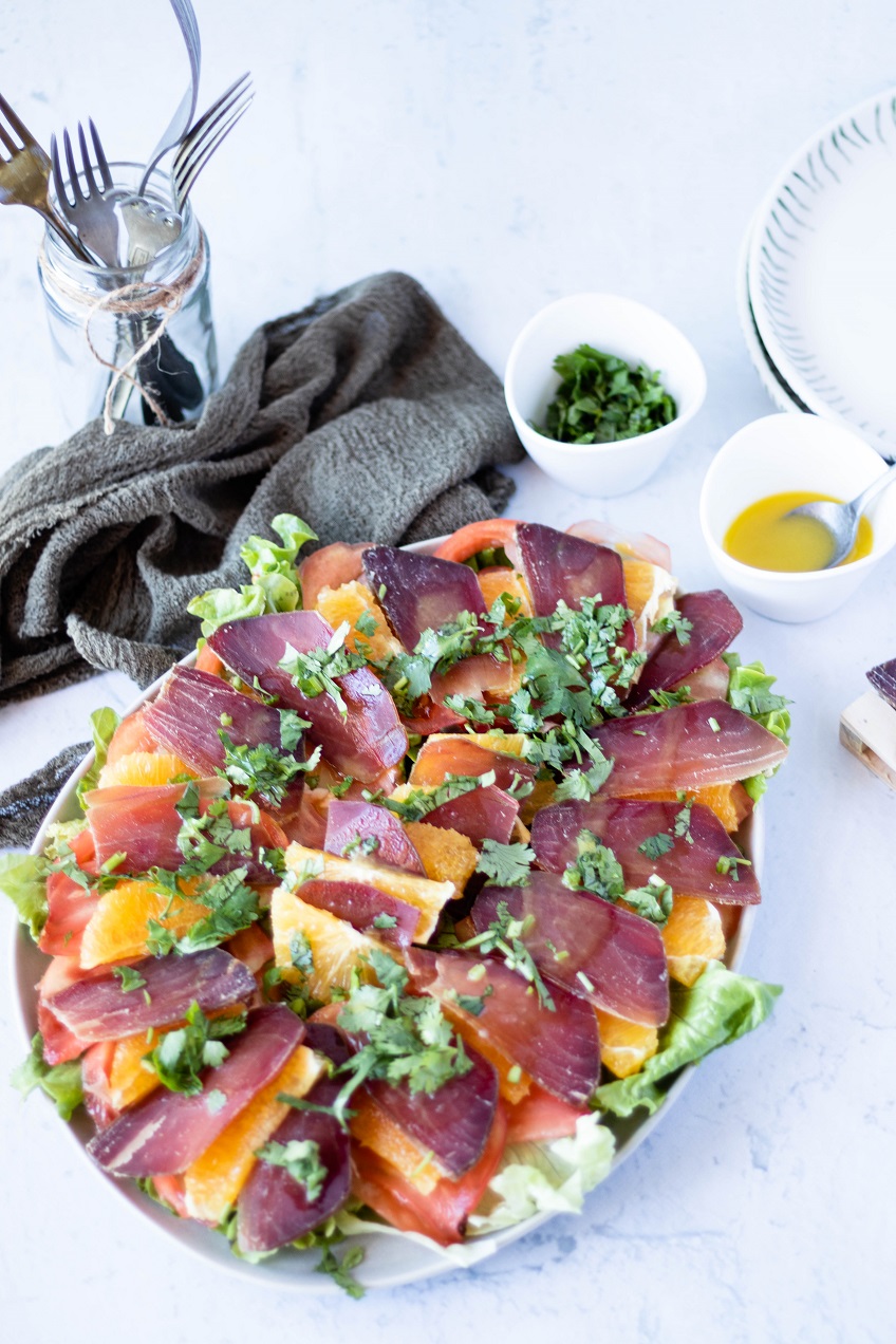 Salada de Muxama de Atum com Vinagrete de Laranja